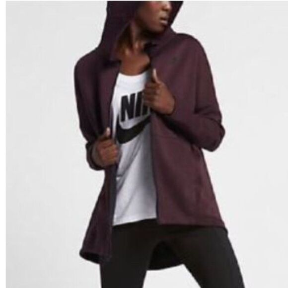 Nike Sportswear Tech Fleece Cape - Picture 2 of 5